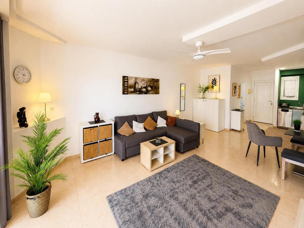 Apartment by Playa Serena & Golf Views - 4