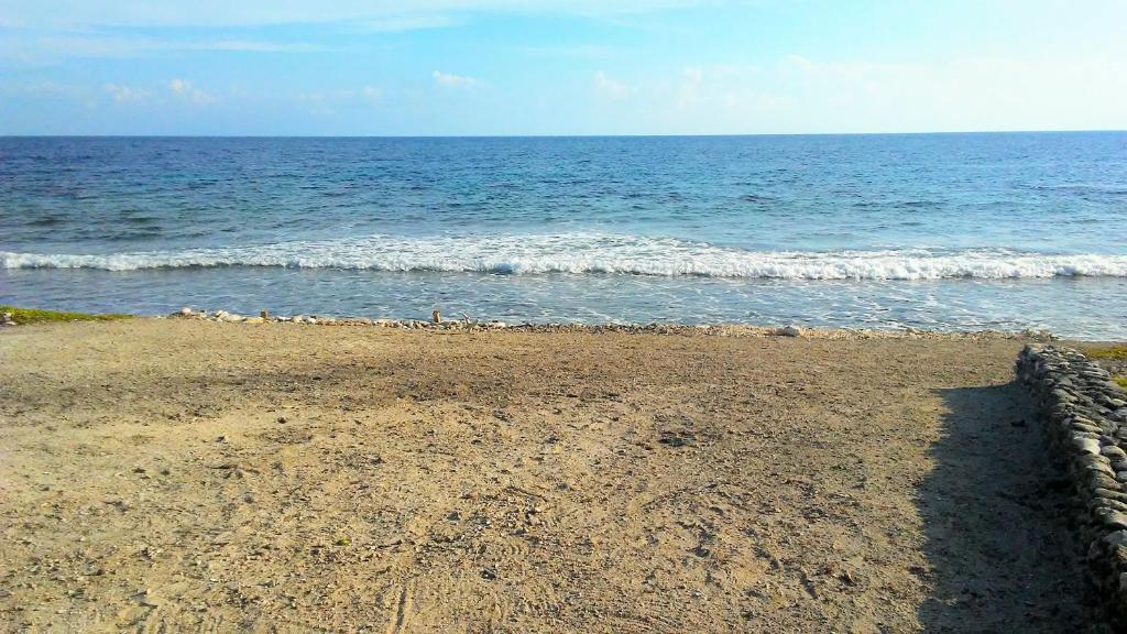Serenity Beach Cottages photo