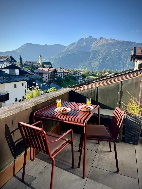 Mira Piz Signina - Wunderbare Dachwohnung mit Blick in die Berge - 2