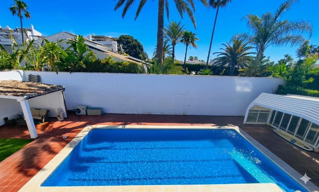 Bel Air Villa 5BR, Private Pool, Parking and Beach - 2