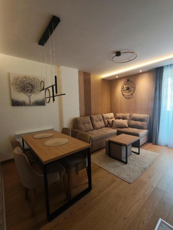 La Via Lux - 4