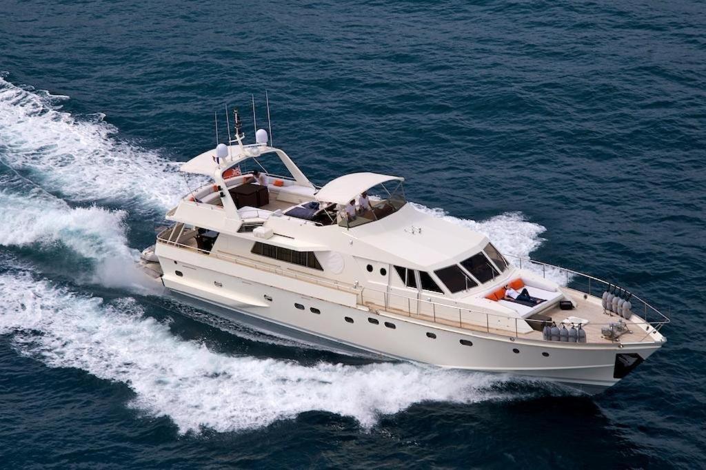 Yacht Laetitia Delta - 2