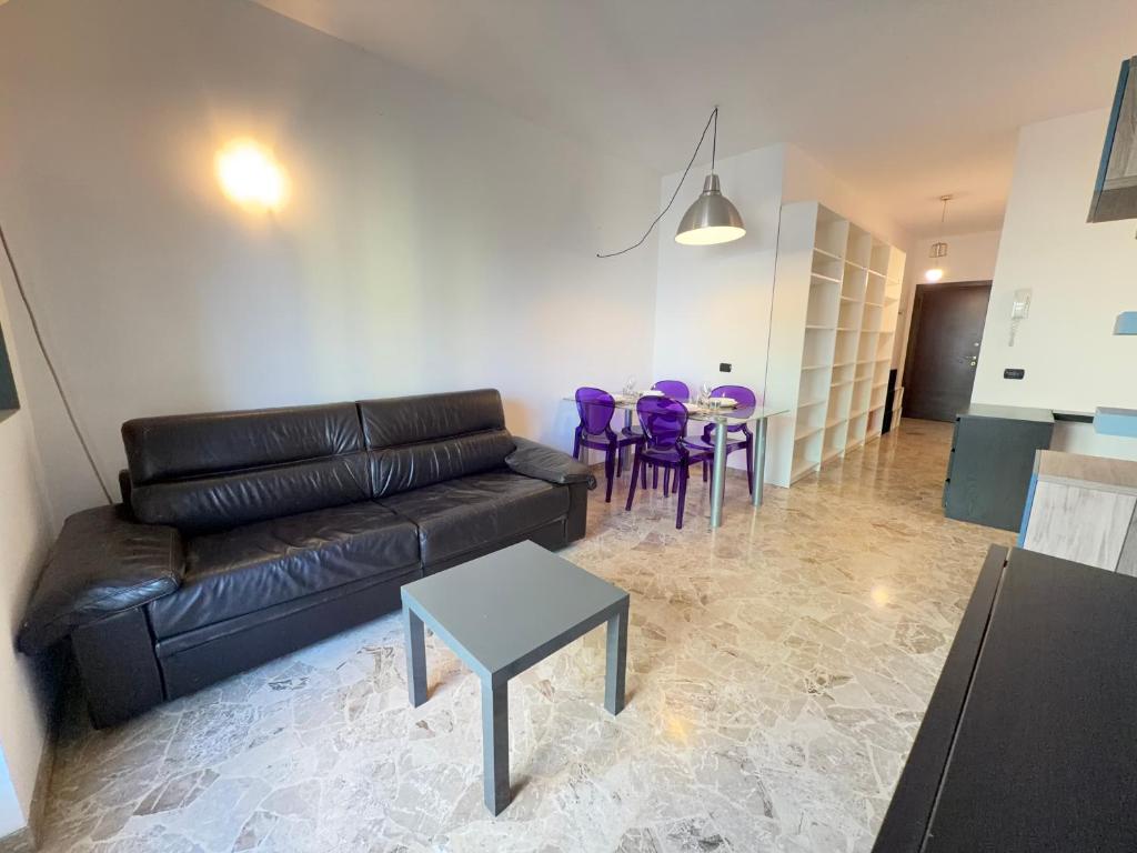 A 5-minute walk from Milano Lambrate station - 5