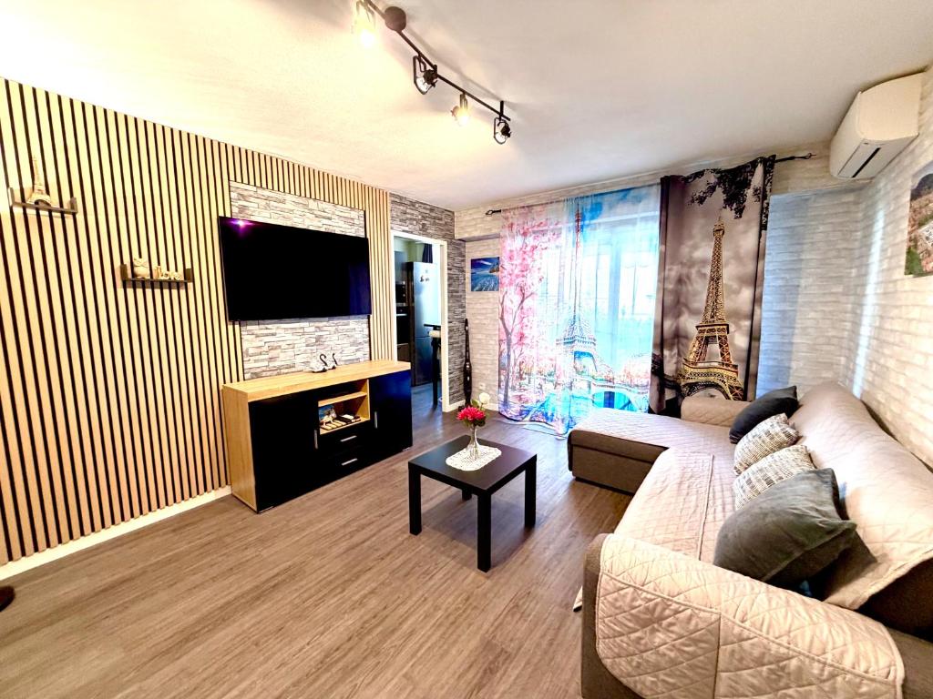 studio city center beach side free paddle beautiful terrace - 2