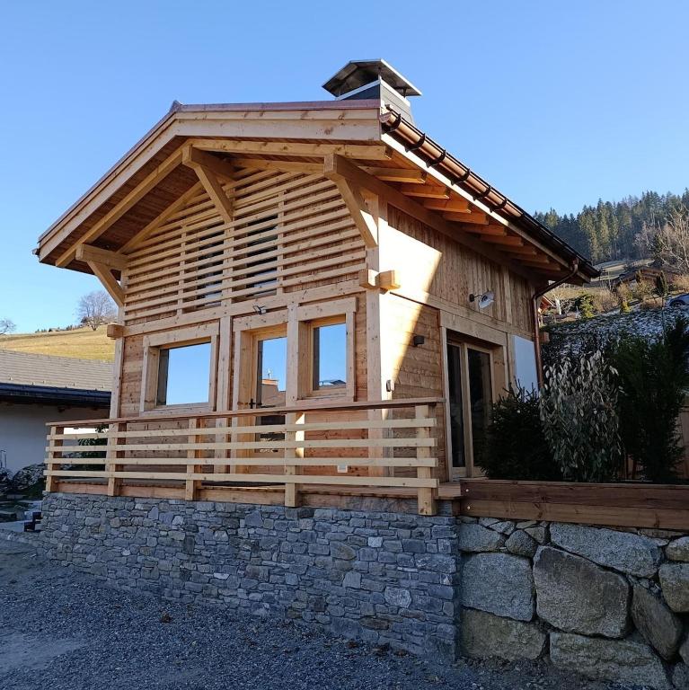 Chalet de Capucine avec jacuzzi et magnifique vue - 4