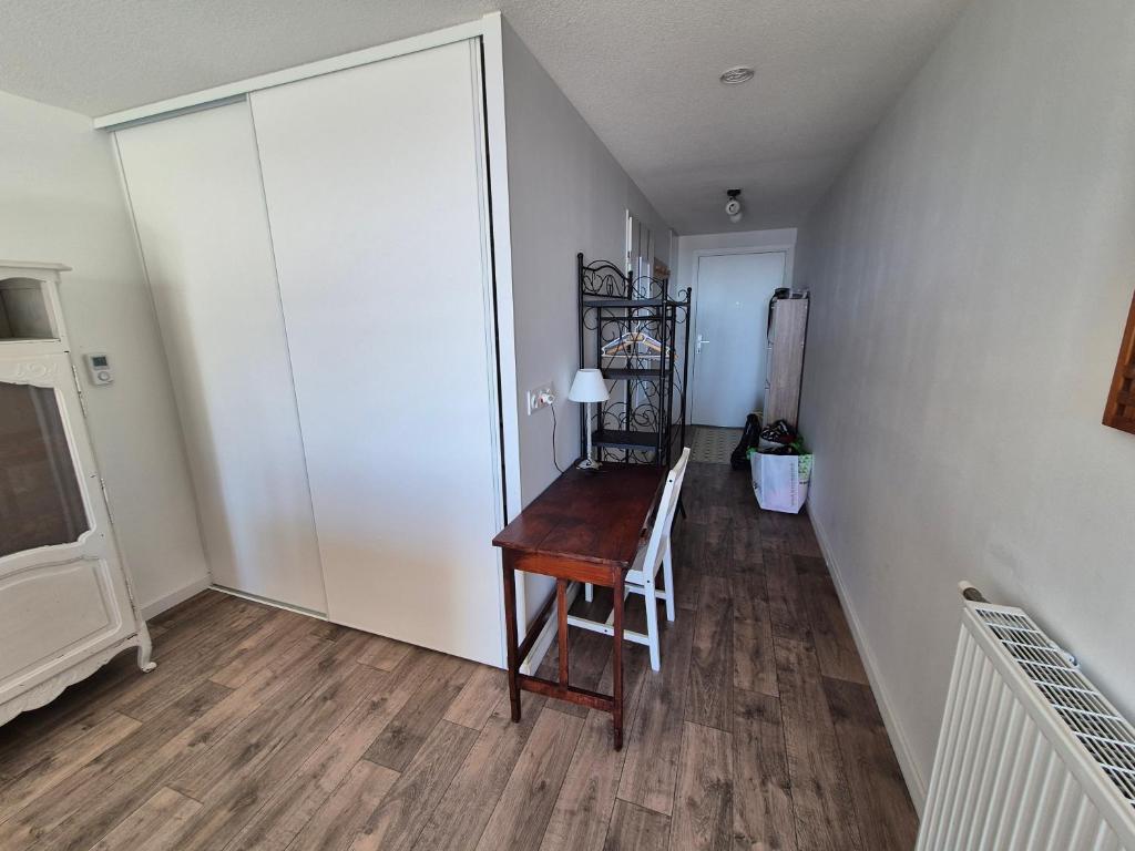 Logement complet pour 4 - proche gare - 2
