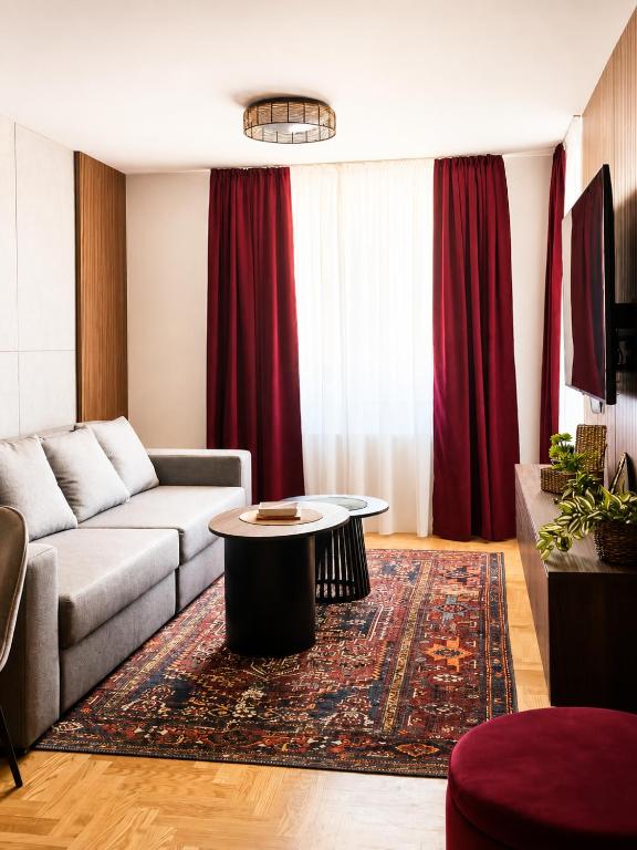 Stylish Mountain Retreat with Self Check-in near Jahorina & Sarajevo - 2
