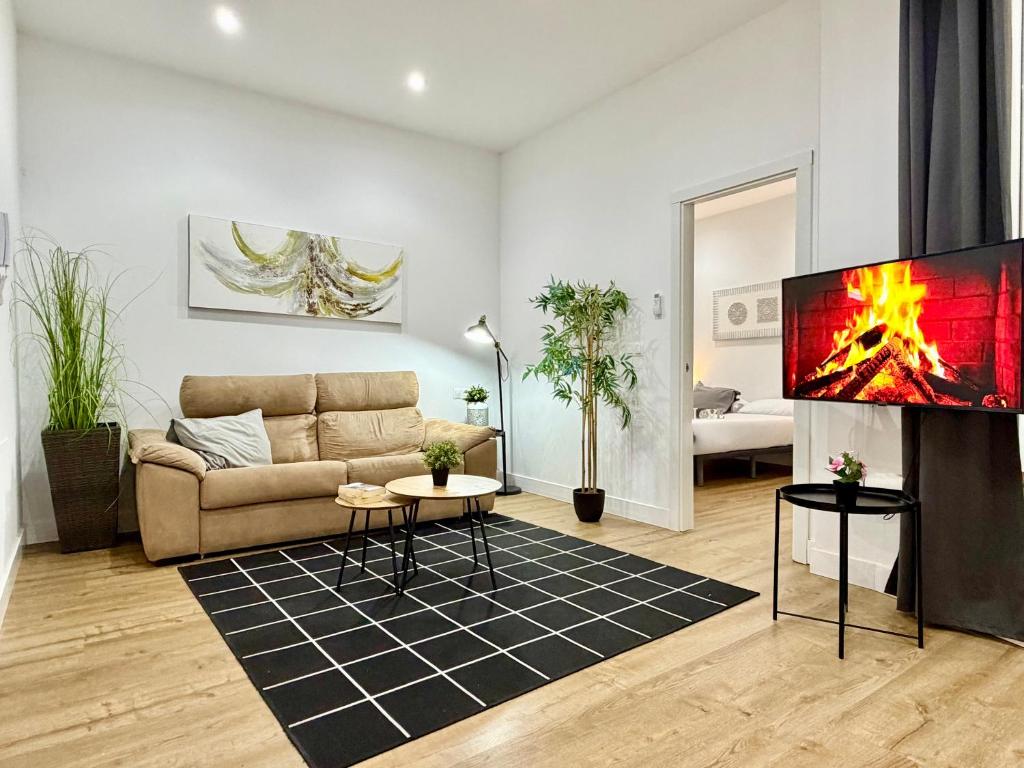 Enjoy Malaga Apartment with Terrace for 4 by turivida - 1