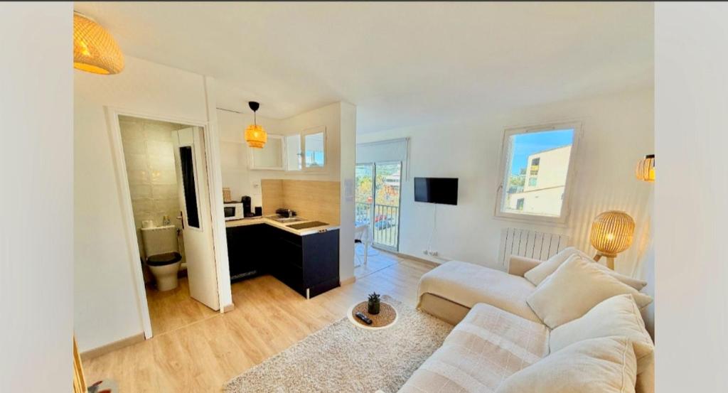 Studio cosy,piscine, ascenseur - 2