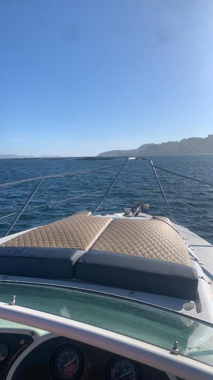 Barco con parking y duchas gratuitas - 4