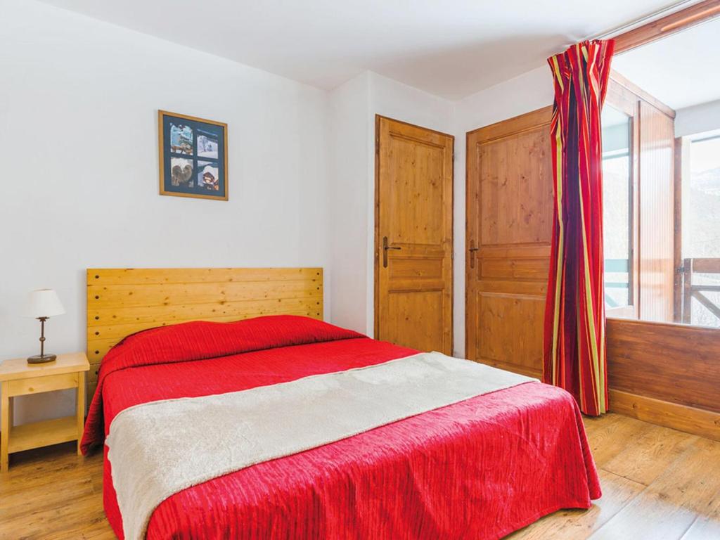 Apartment in Savoie with Heated Poo - 2