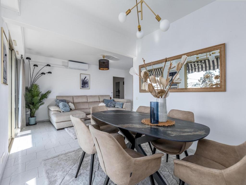 MC Riviera modern apartment with stunning sea view and terrace near Monaco - 2