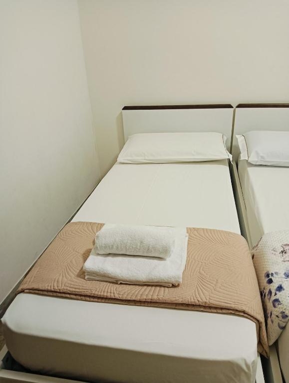 Aaron guest house 1 - 5