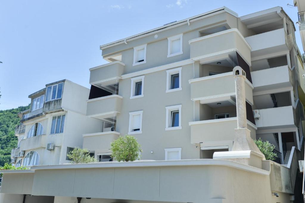 Harmonia Hills Apartments - 5