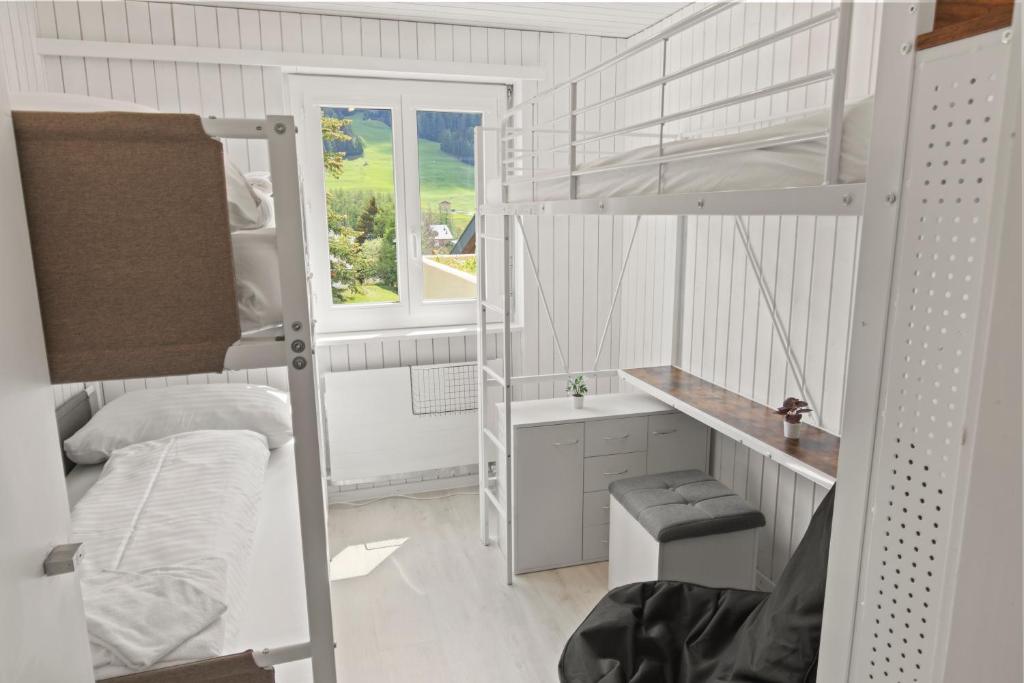 Appartement lumineux avec superbe terrasse et vue - 4