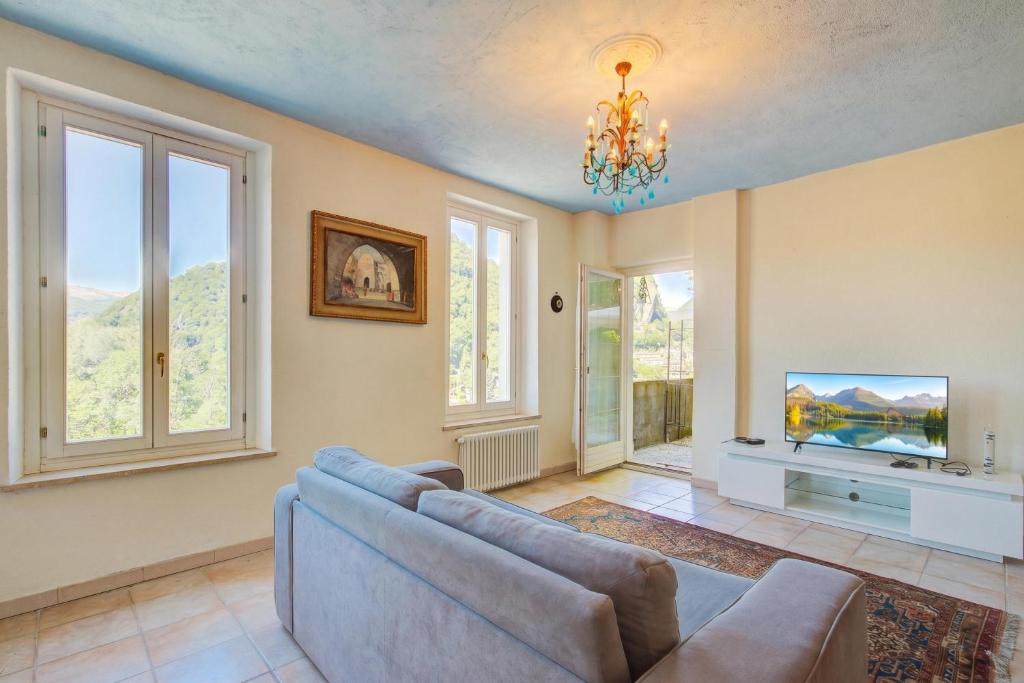 Villa Lake View With BBQ - Happy Rentals - 3