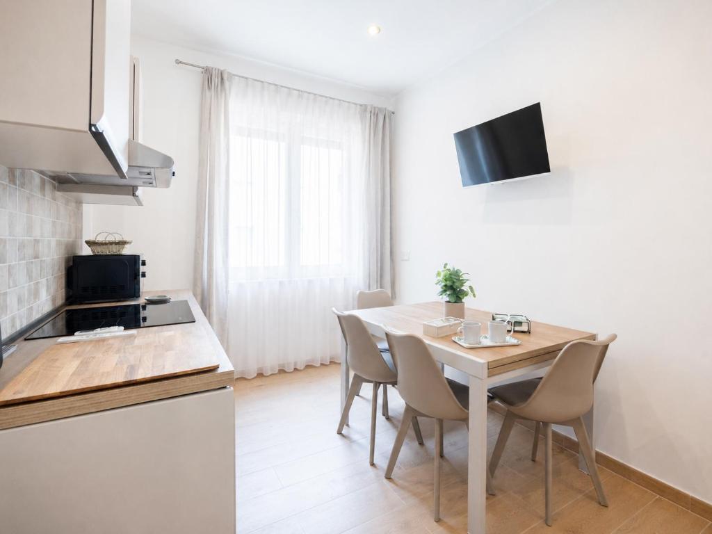 Irnerio Luxury Suite in the Center by Synergy - 3