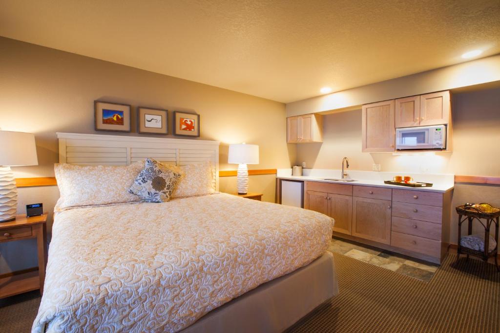 The Ocean Lodge photo