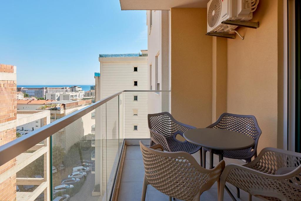 2montenegro FABLIFE Apartments - 1