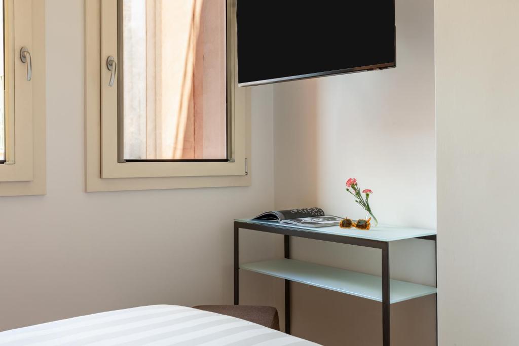 Roma Luxury Apartment - 2