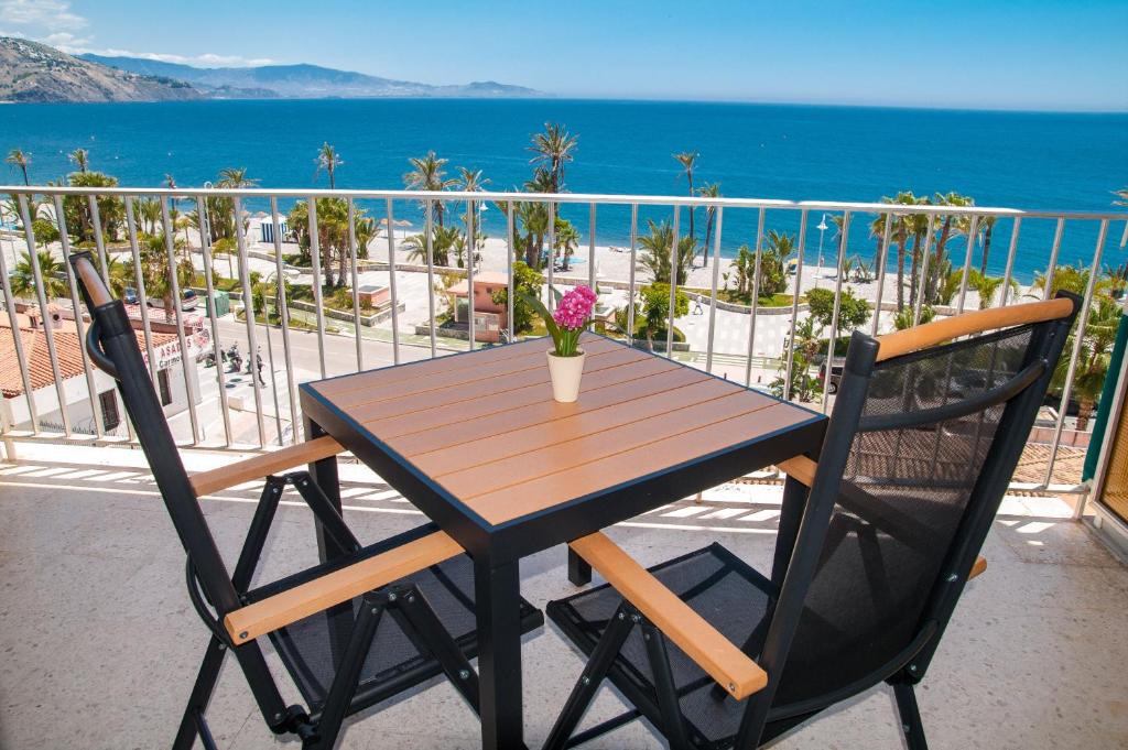 Apartamento en PRIMERA LÍNEA de PLAYA - 1