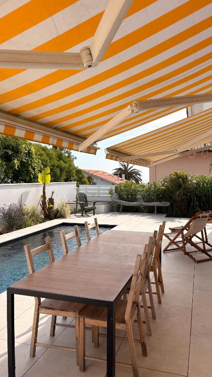 Villa Vue Océan, Piscine Chauffée, Centre & Plages à pied - 1