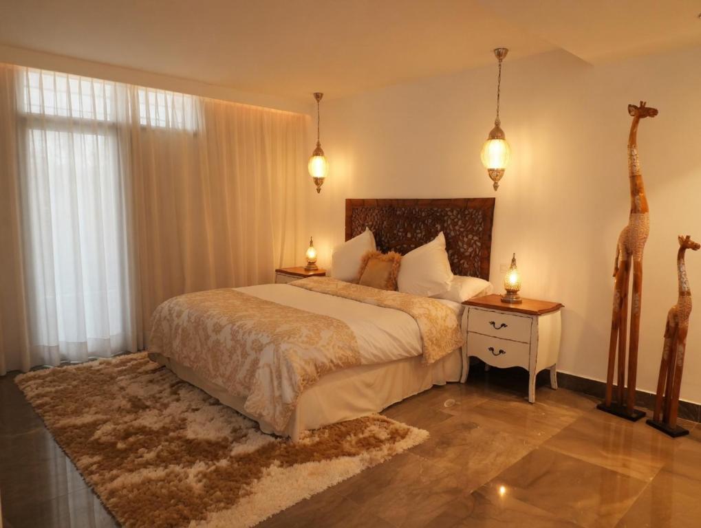 Villa Cadiz AV offers privacy and confort in Marbella - 3
