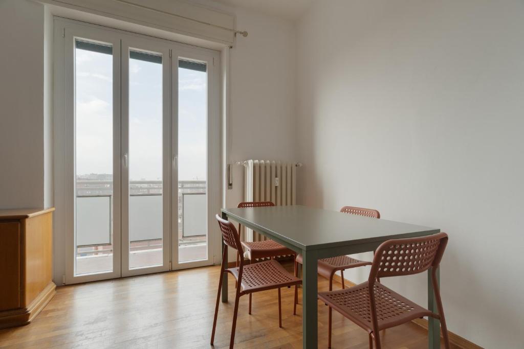 GuestHost - Comfy Balcony Flat Affori MM3 - 3
