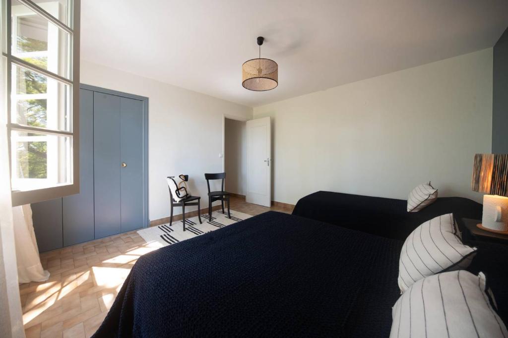 Villa LOU BOUSQUET REZ DE JARDIN. Appartement pour 5 personnes dans une villa - 2