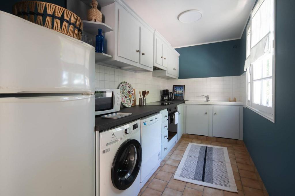 Villa LOU BOUSQUET REZ DE JARDIN. Appartement pour 5 personnes dans une villa - 5