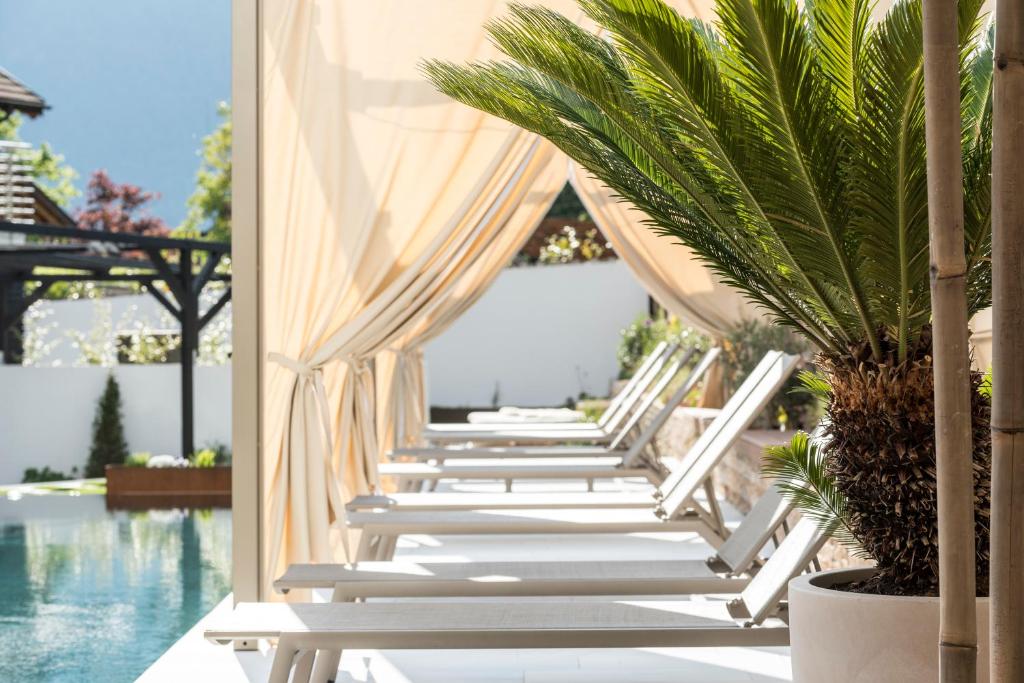 Merangardenvilla adults only — Hotel in Meran