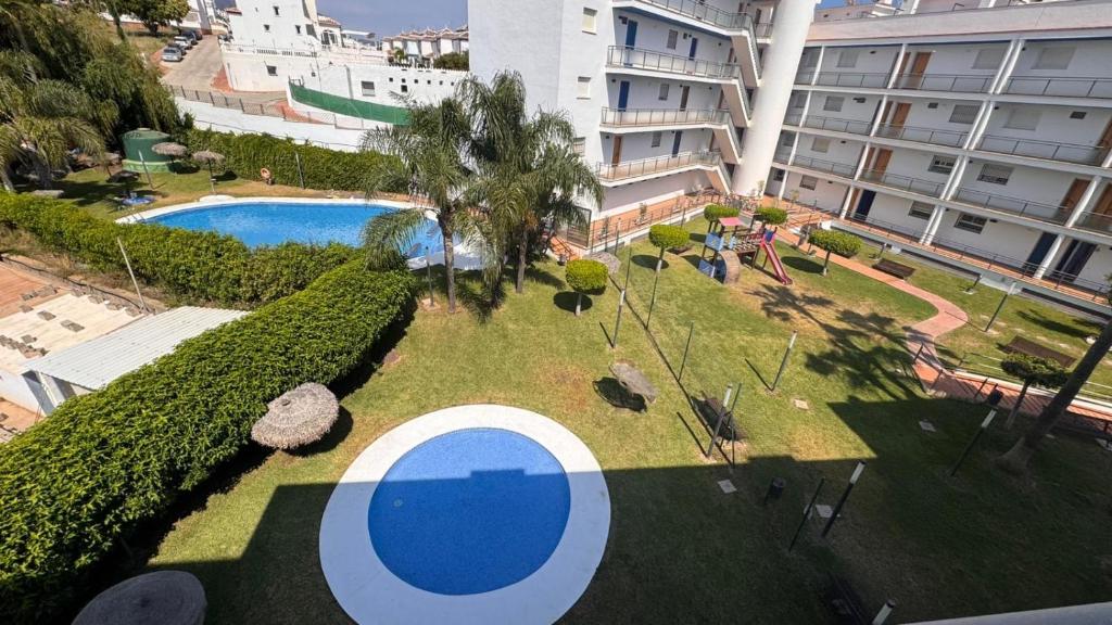 Cozy apartment in Torrox Costa, next to the beach - 1