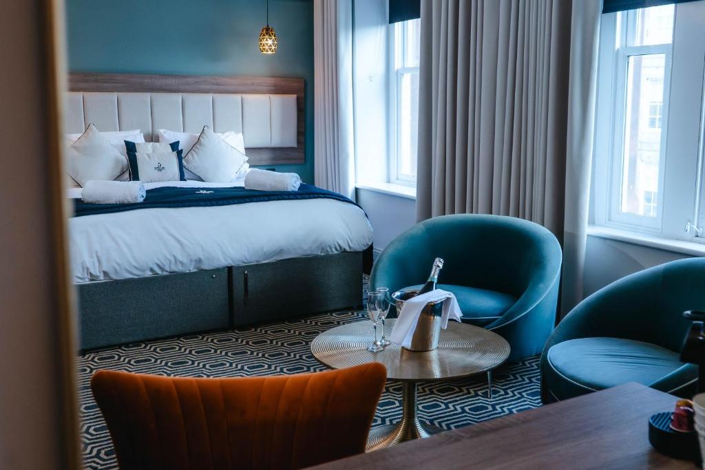 The George Hotel photo 2
