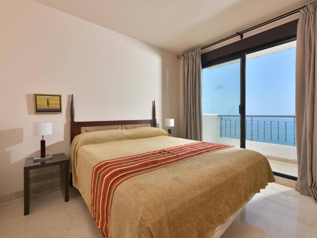 Precioso apartamento de 2 dormitorios con parking & WiFi - 2