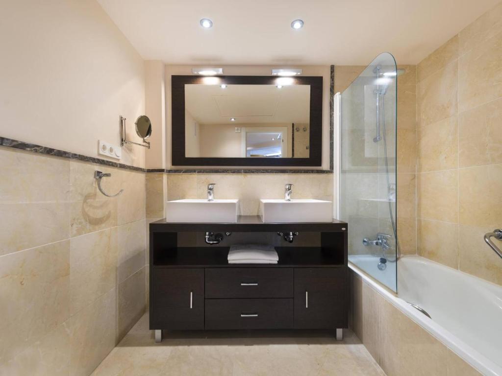 Precioso apartamento de 2 dormitorios con parking & WiFi - 4