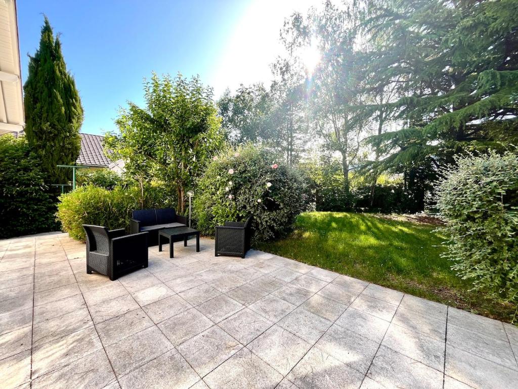 Annecy - maison pour 8 adultes - avec jardin - 3