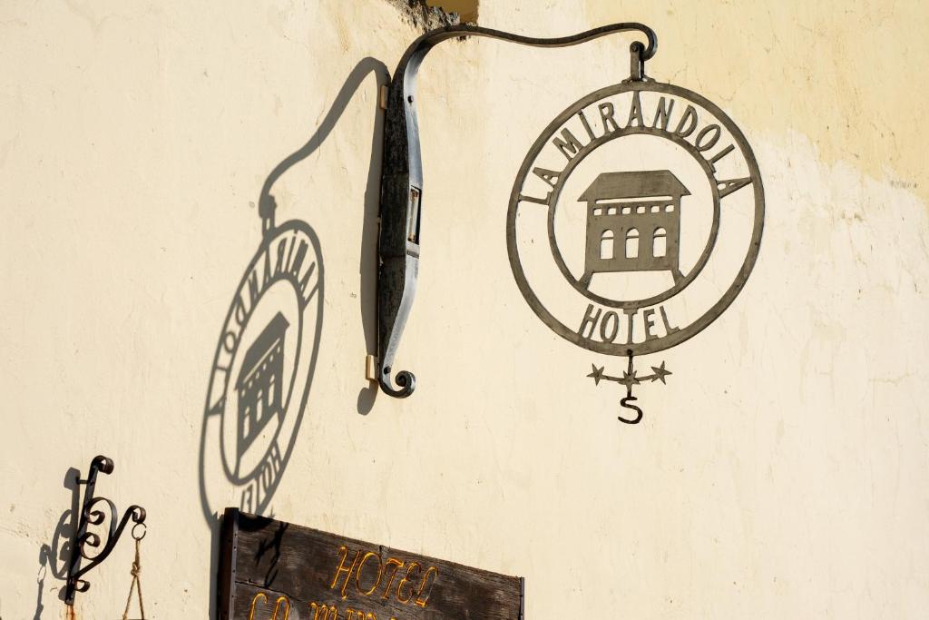Hotel Dimora Storica La Mirandola - 3
