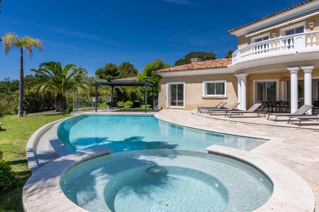 L'Ecrin Azur - Pool and Jacuzzi in St Paul de Vence - 4