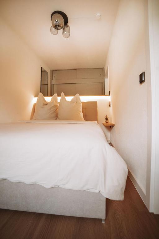 ALPEN STUDIO - moderne Ferienwohnung mit Bergblick & Südterrasse in Bad Hindelang - 2