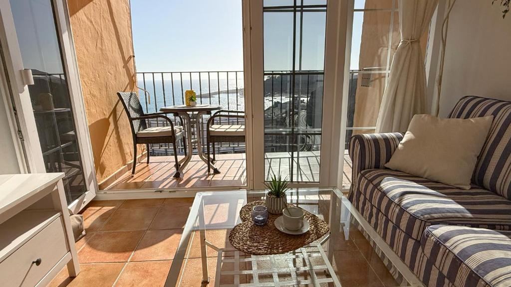 Sunset Balcony & Sea Views in Patalavaca Apt 21 - 3