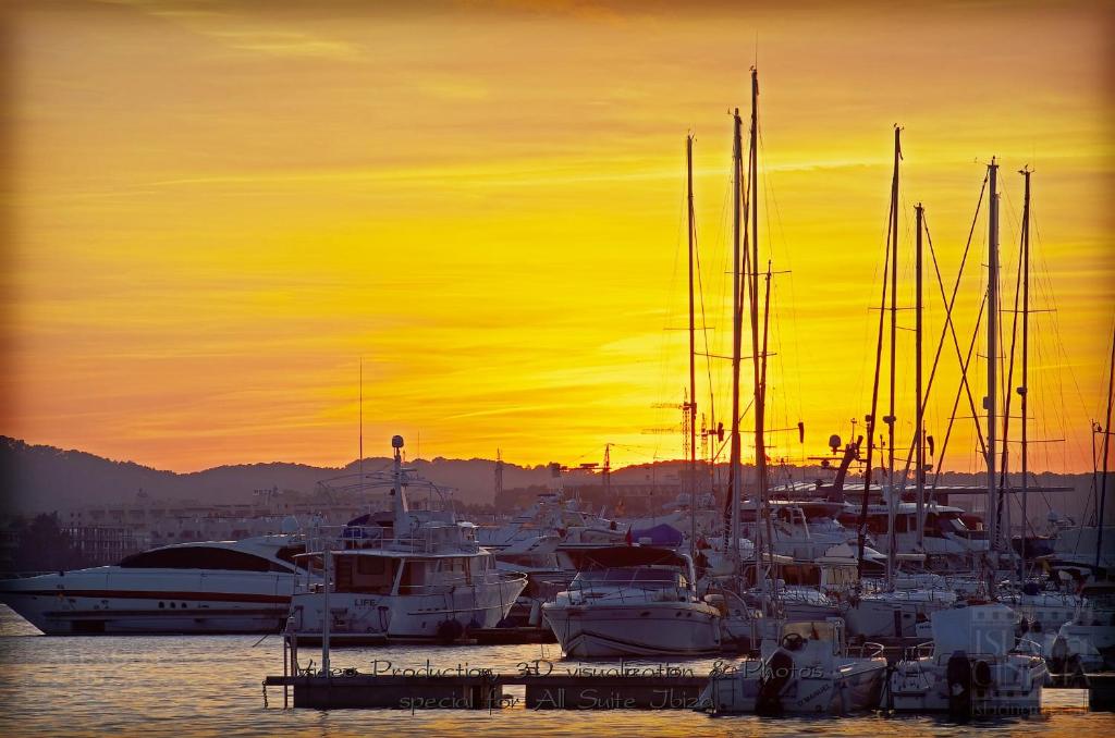 All Suite Ibiza Aparthotel — Beach in San Antonio, Balearic Islands