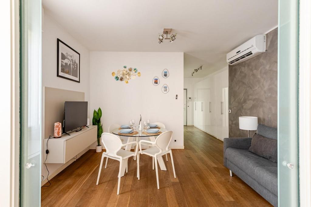 Urban Oasis Suite Design & Comfort in Ponti Romani - 1