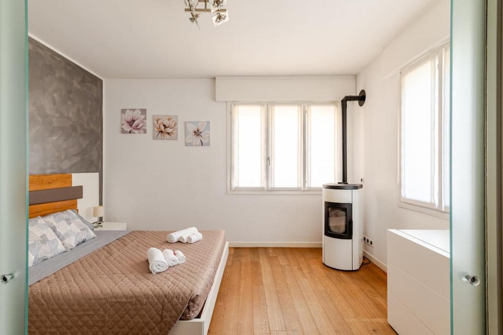 Urban Oasis Suite Design & Comfort in Ponti Romani - 4
