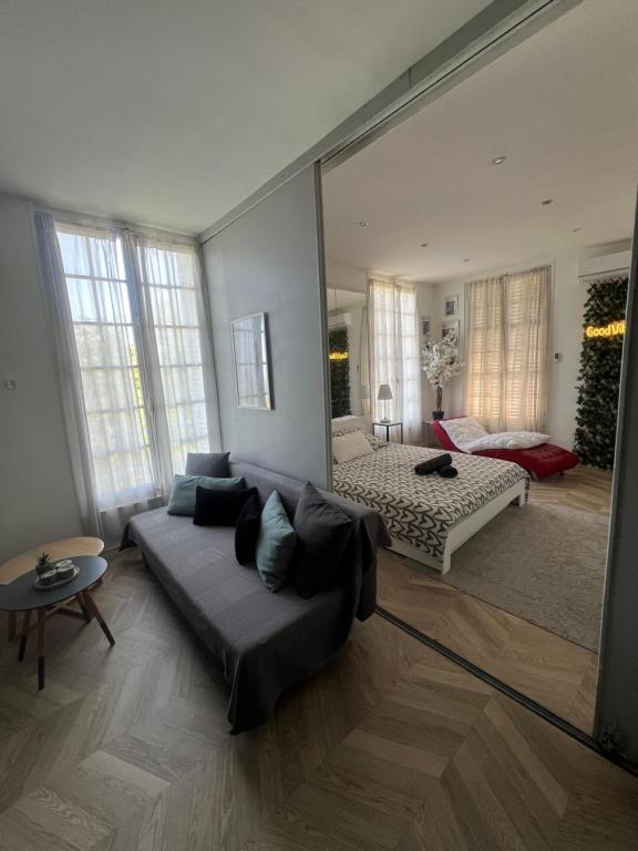 Lumineux appartement, jardin, vu sur mer - 1