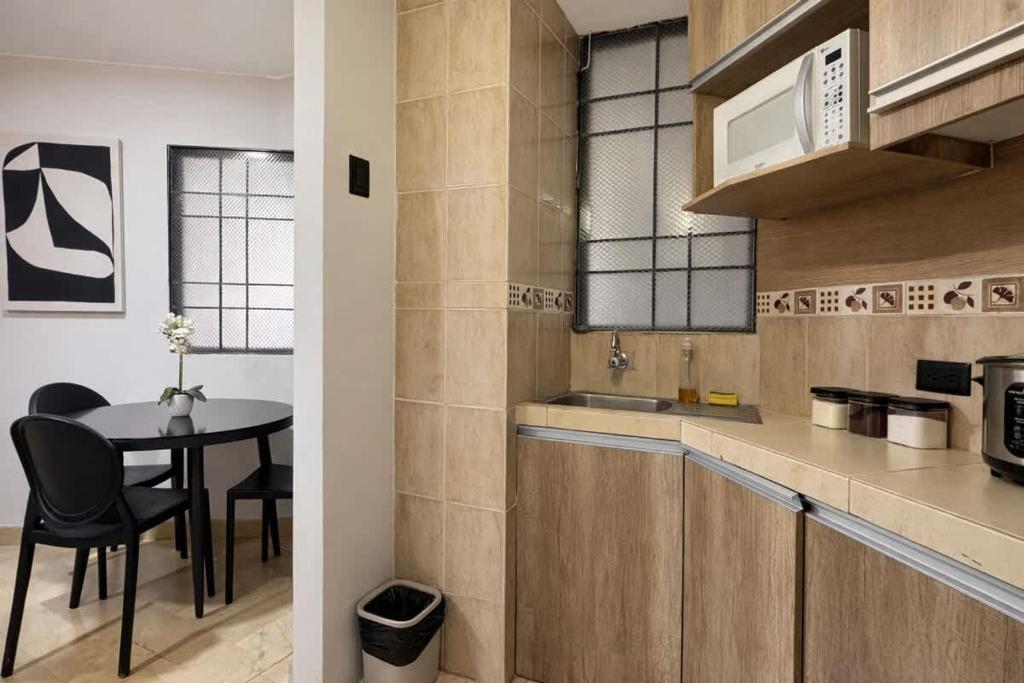 Suite in Lomas de Urdesa walk to Tennis Federation - 5