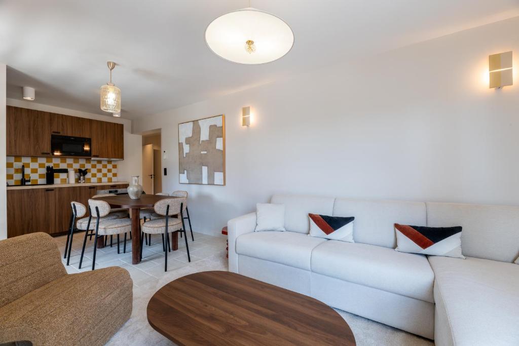 Appartement avec Parking place des lices - 1