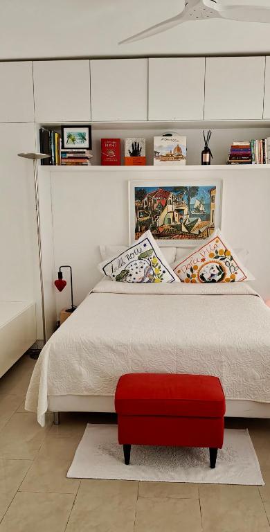Cosy Studio, Terrace and Free Parking Next to the Beach - 2