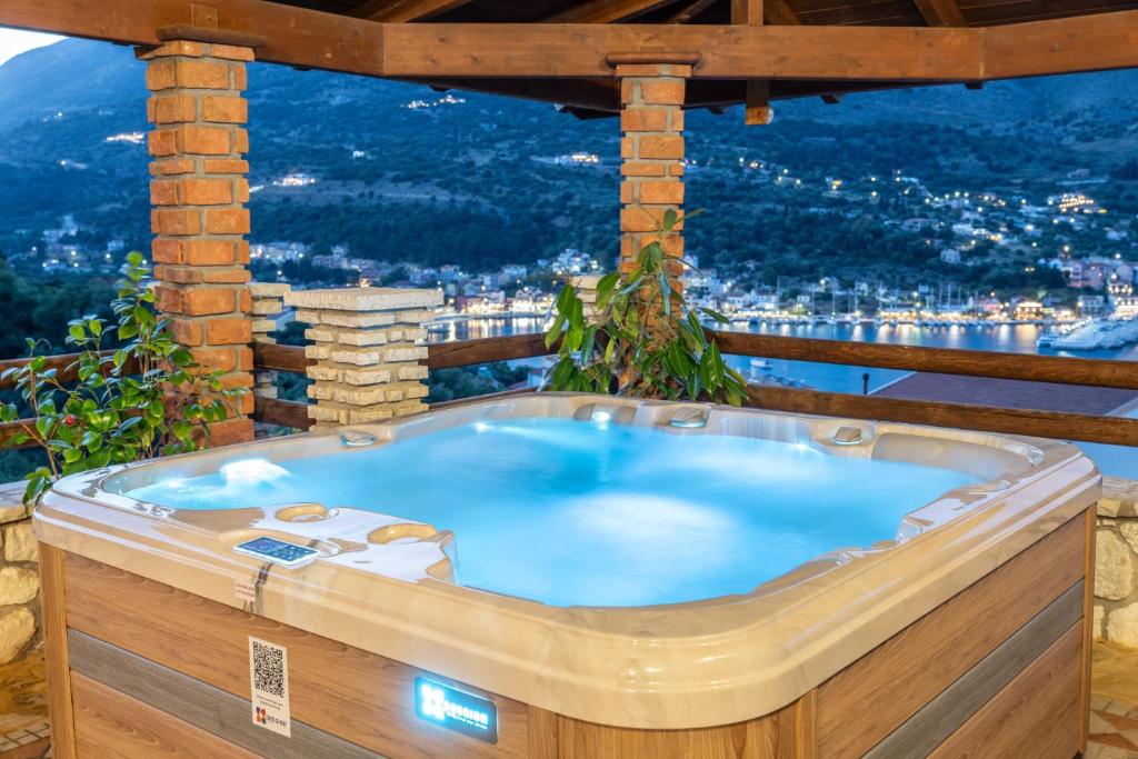 Hot tub
