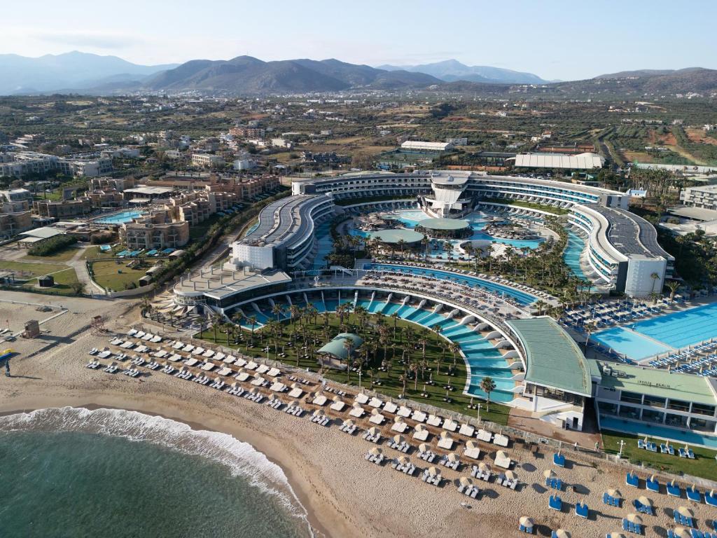 . Lyttos Mare Adults Friendly 12+