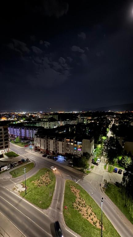 Large & Comfortable place4you Sarajevo apartment - 3